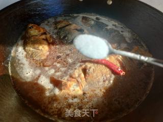 红烧鲫鱼的做法步骤：10