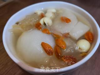 银耳枸杞汤的做法