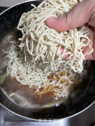 豆角排骨焖面的做法步骤：12