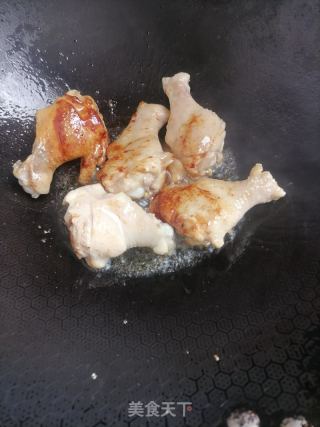 红烧鸡翅根的做法步骤：4