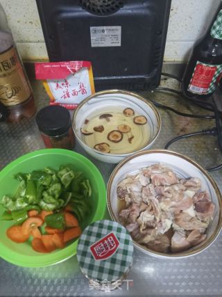 黄焖鸡的做法步骤：3