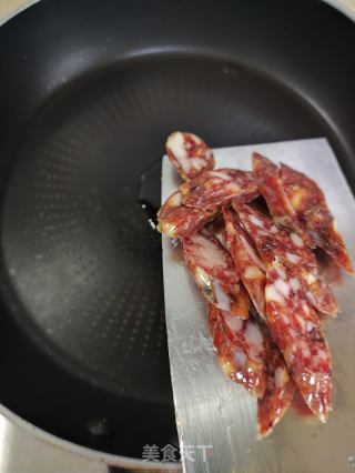 莴笋炒腊肠的做法步骤：4