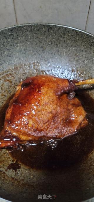 酱香鹅腿的做法步骤：10