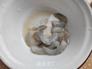 虾仁芥菜豆皮汤的做法步骤：2