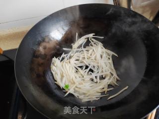 虾仁芥菜豆皮汤的做法步骤：4