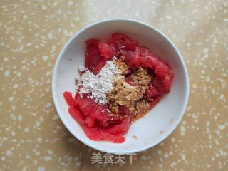 芥菜梗豆干炒牛肉的做法步骤：1