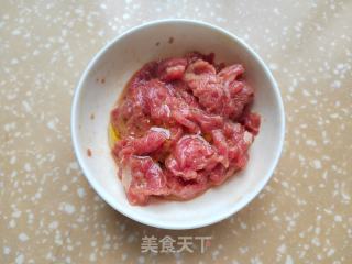 芥菜梗豆干炒牛肉的做法步骤：2