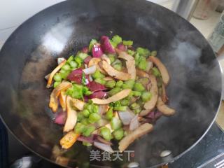 芥菜梗豆干炒牛肉的做法步骤：6