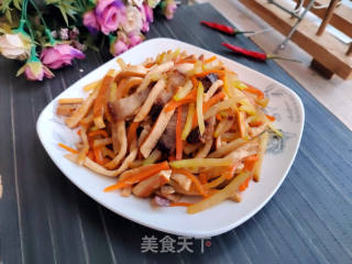 酱肉豆干炒苤蓝的做法