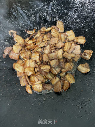 酱油炒五花肉的做法步骤：5
