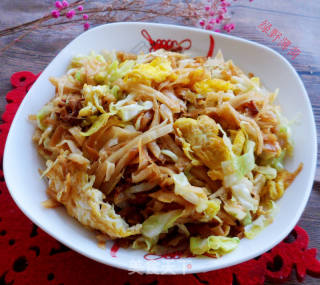 洋白菜素炒饼的做法步骤：7