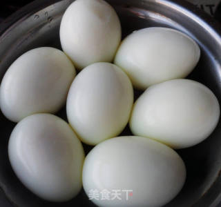 卤排骨鸡蛋的做法步骤：4