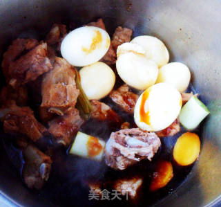 卤排骨鸡蛋的做法步骤：6