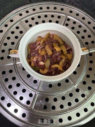 榨菜蒸牛肉的做法步骤：7