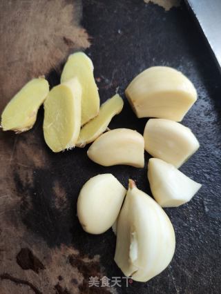 冻豆腐炖猪舌的做法步骤：4