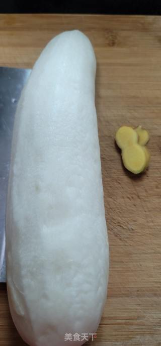 腊鸭腿煲白萝卜汤的做法步骤：3
