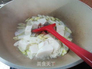 野山笋煮豆腐的做法步骤：5
