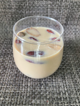 阿胶红枣桂圆奶茶的做法步骤：11