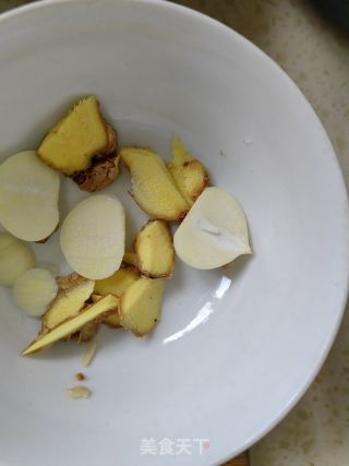 青椒炒牛肉的做法步骤：5