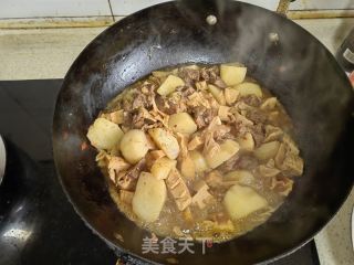 笋子土豆烧牛肉的做法步骤：5