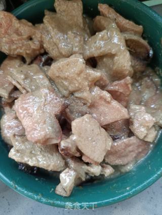胡萝卜炒猪肝的做法步骤：3