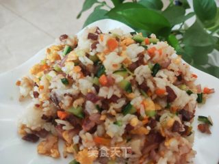 五彩炒米饭的做法