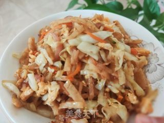 鸡蛋炒饼丝的做法步骤：14