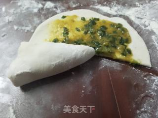 葱油饼的做法步骤：7
