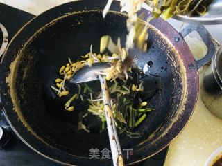 米面调糊的做法步骤：5