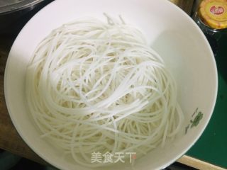 麻辣烫的做法步骤：1