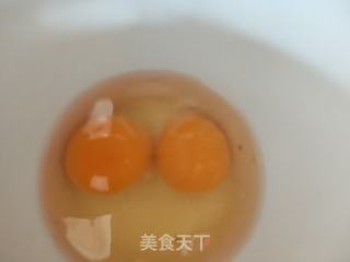 香芹木耳炒鸡蛋的做法步骤：3