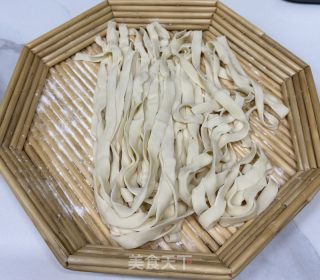 牛肉面的做法步骤：11
