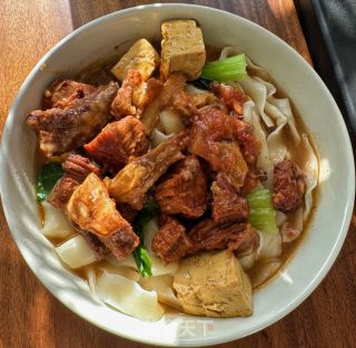 牛肉面的做法步骤：15