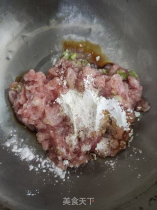 青萝卜肉丸子汤的做法步骤：4