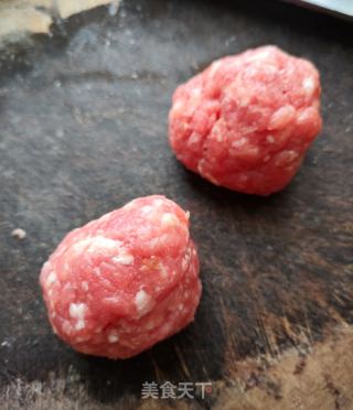 橄榄肉丸子汤的做法步骤：3