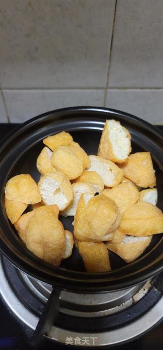 芋头肉末油豆腐煲的做法步骤：6