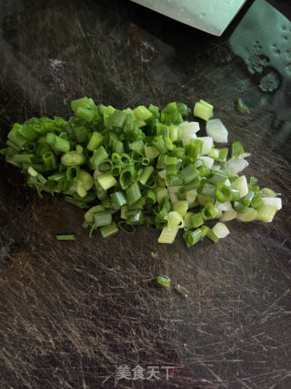 酸豆角肉末粉的做法步骤：2
