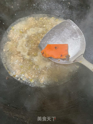 酸豆角肉末粉的做法步骤：10