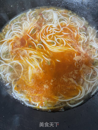 酸豆角肉末粉的做法步骤：12
