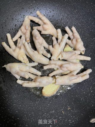鲜虾鸡爪煲的做法步骤：7