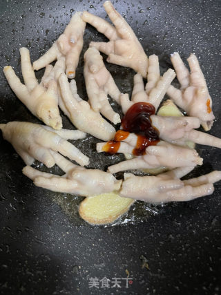 鲜虾鸡爪煲的做法步骤：8