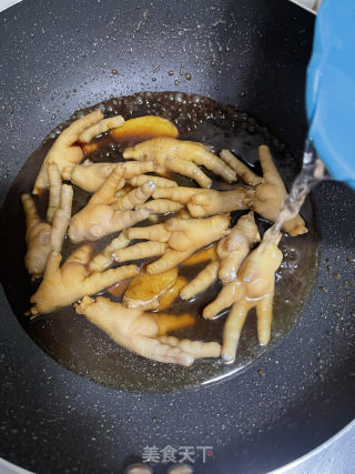 鲜虾鸡爪煲的做法步骤：10