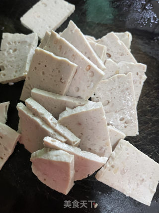 鲜虾鸡蛋肉饼汤面的做法步骤：4