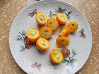 百合金桔雪梨汤的做法步骤：2