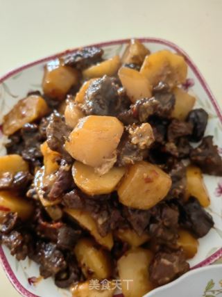 土豆烧牛肉的做法步骤：15