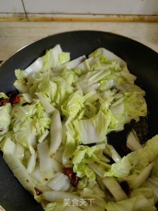 干辣椒煸炒白菜的做法步骤：5