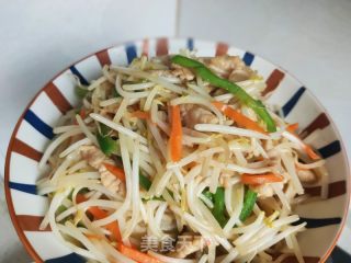 青椒肉丝炒豆芽的做法步骤：11