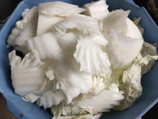 白菜豆腐烩粉条的做法步骤：1