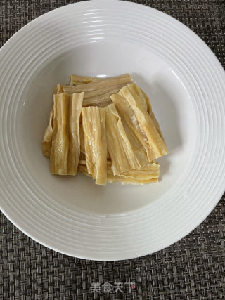 蒜蓉排骨蒸腐竹的做法步骤：9