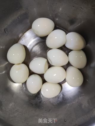 百合鹌鹑蛋糖水的做法步骤：4